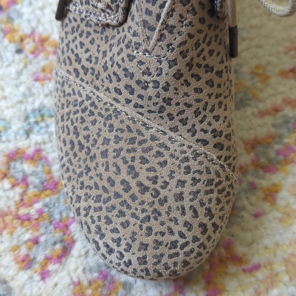 Toms Desert Chic Cheetah Printed Suede Lace Up Wedge Ankle Booties Tan Black 10 - Picture 13 of 16